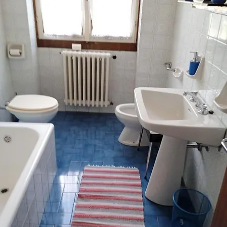 3 Bedrooms With Enclosed Garden At *